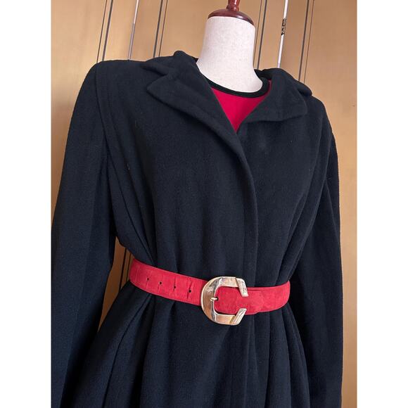 Vintage cashmere coat in black by Regency, size 14 - Picture 4 of 10